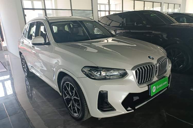 Used BMW X3 2022 xDrive25i M Sport Package Front Right 45 Deg