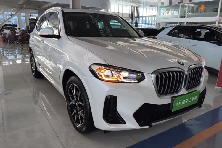 Used BMW X3 2022 Restyled xDrive25i M Sport Package Front Right 45 Deg