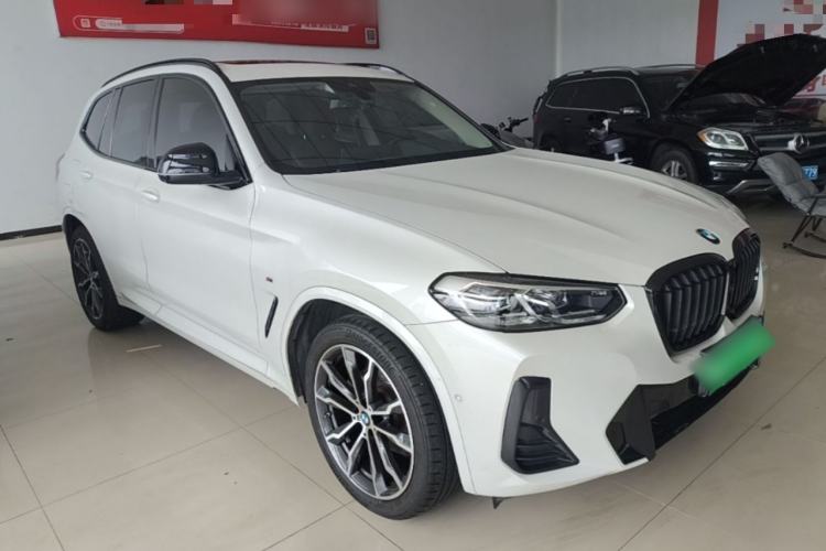 Used BMW X3 2022 Second Facelift xDrive30i Leading Edition M Night Sky Package Front Right 45 Deg