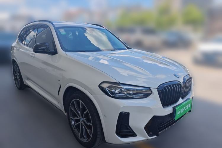 Used BMW X3 2022 Second Facelift xDrive30i Leading Edition M Night Sky Package Front Right 45 Deg