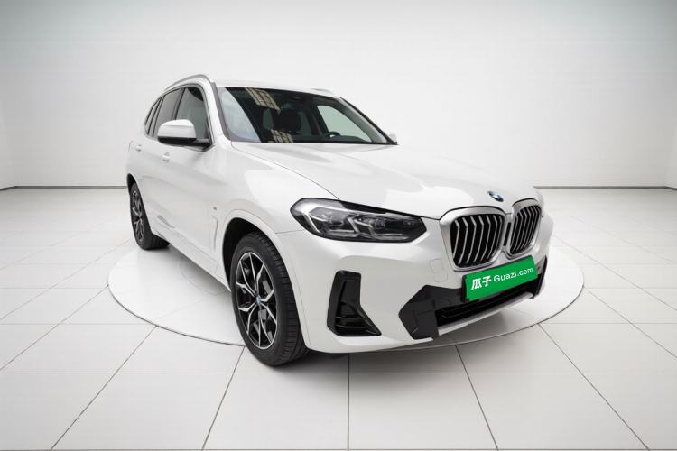 Used BMW X3 2022 Restyled xDrive25i M Sport Package Front Right 45 Deg