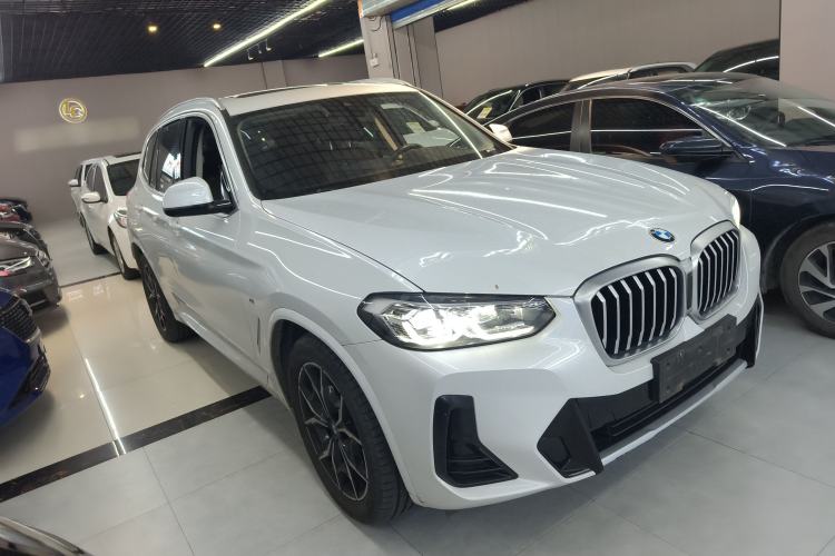 Used BMW X3 2022 xDrive25i M Sport Package Front Right 45 Deg
