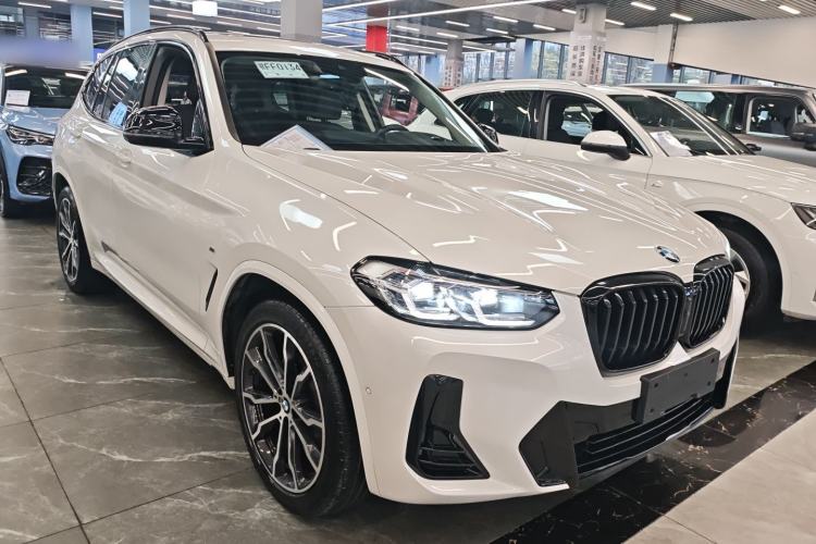 Used BMW X3 2022 Facelift xDrive30i Luxury Edition M Night Edition Package Front Right 45 Deg