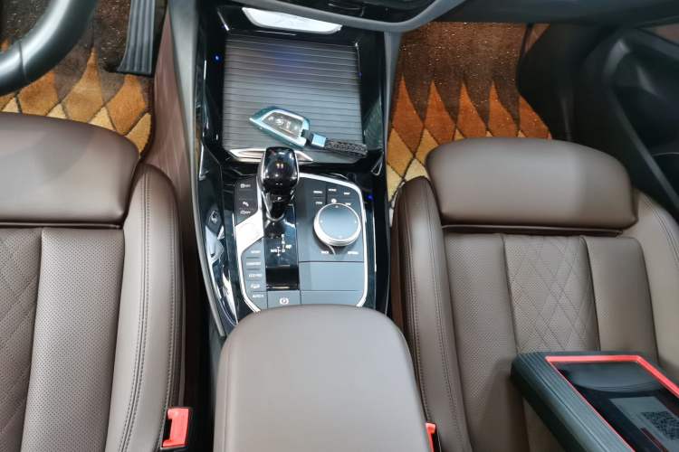 Used BMW X3 2022 Restyled xDrive25i M Sport Package Gear Lever