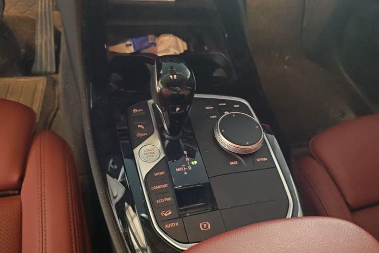 Used BMW X3 2022 Restyled xDrive25i M Sport Package Gear Lever