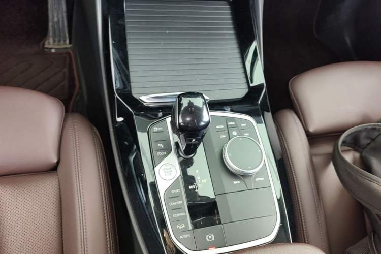 Used BMW X3 2022 xDrive25i M Sport Package Gear Lever