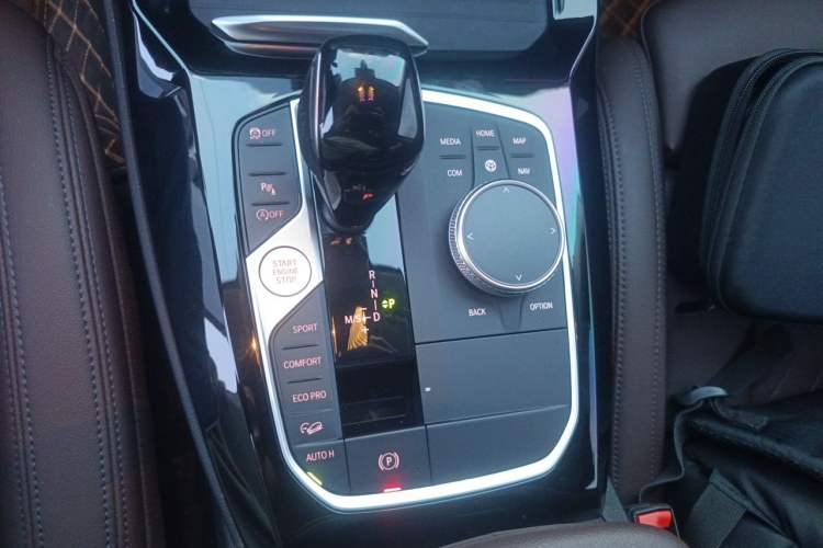 Used BMW X3 2022 xDrive25i M Sport Package Gear Lever