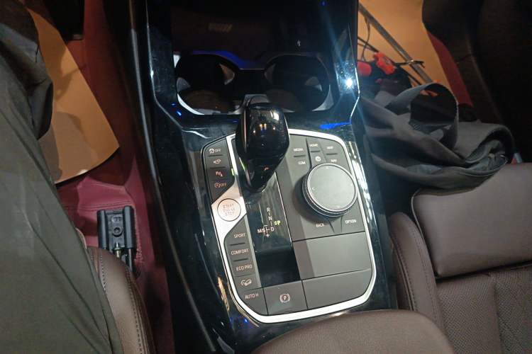 Used BMW X3 2022 Second Facelift xDrive30i Leading Edition M Night Sky Package Gear Lever
