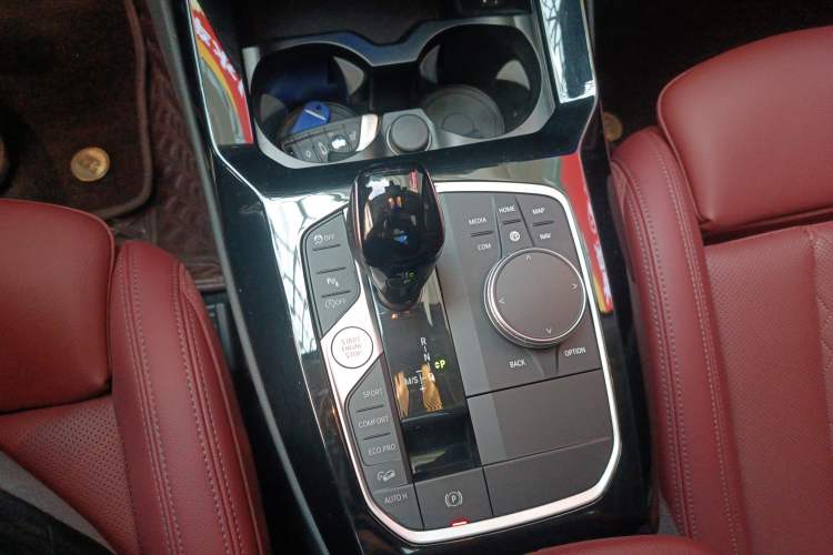 Used BMW X3 2022 xDrive25i M Sport Package Gear Lever