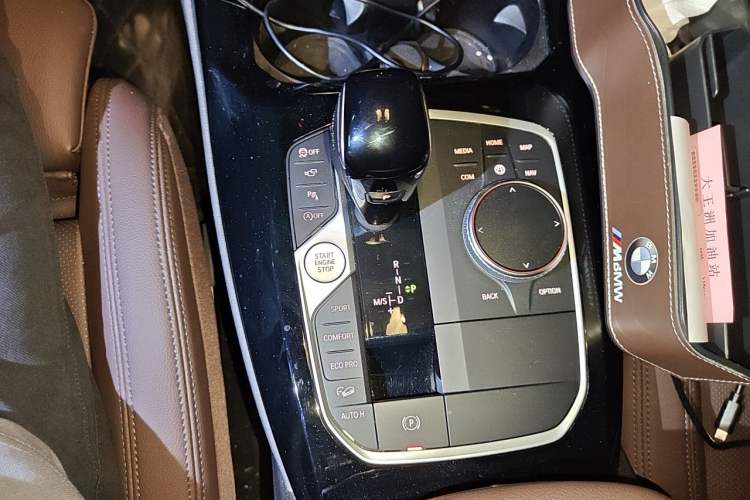 Used BMW X3 2022 Facelift xDrive30i Luxury Edition M Night Edition Package Gear Lever