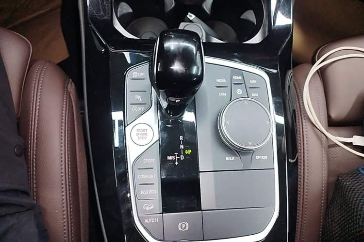 Used BMW X3 2022 Restyled xDrive25i M Sport Package Gear Lever