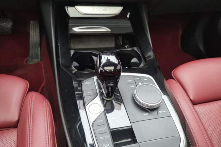 Used BMW X3 2022 xDrive30i Luxury Model M Night Sky Package Gear Lever