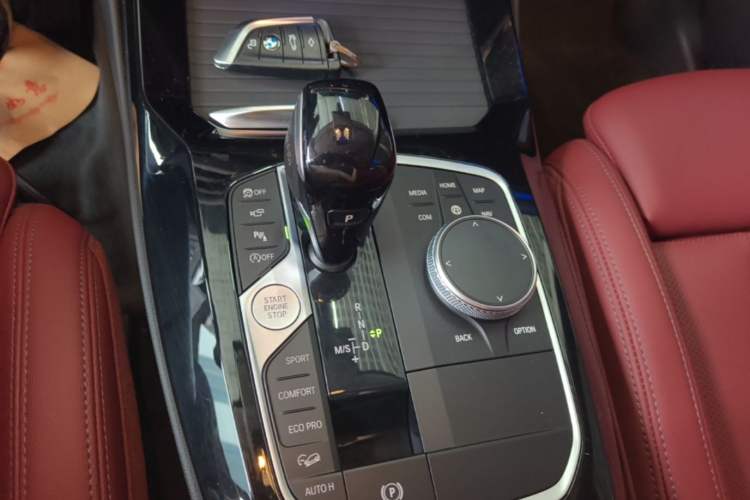 Used BMW X3 2022 Second Facelift xDrive30i Leading Edition M Night Sky Package Gear Lever