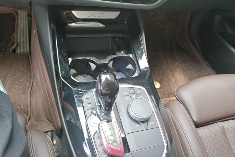 Used BMW X3 2022 Restyled xDrive25i M Sport Package Gear Lever