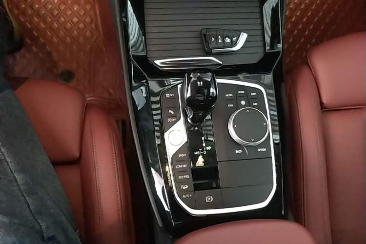 Used BMW X3 2022 Restyled xDrive25i M Sport Package Gear Lever