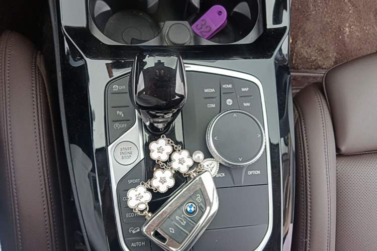 Used BMW X3 2022 xDrive25i M Sport Package Gear Lever
