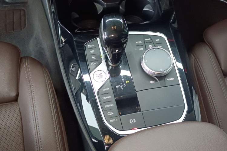 Used BMW X3 2022 Second Facelift xDrive30i Leading Edition M Night Sky Package Gear Lever