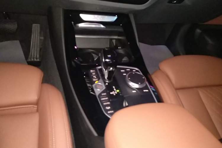 Used BMW X3 2022 Facelift xDrive30i Luxury Edition M Night Edition Package Gear Lever