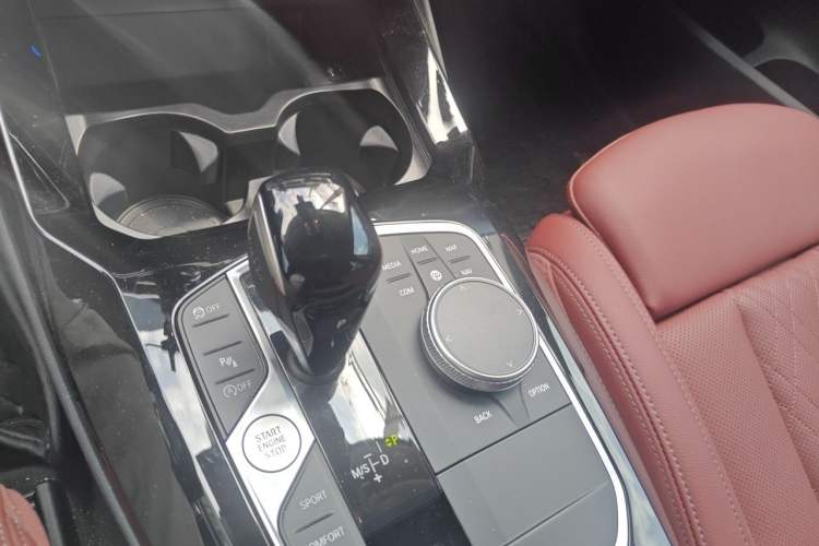 Used BMW X3 2022 xDrive25i M Sport Package Gear Lever