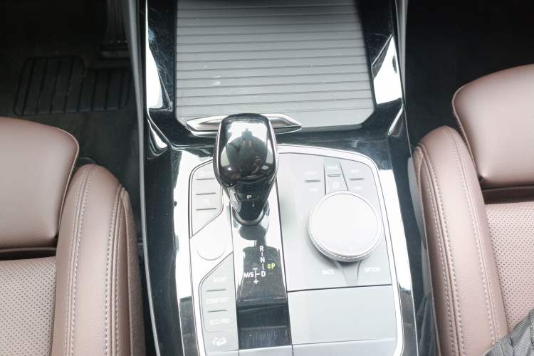 Used BMW X3 2022 Restyled xDrive25i M Sport Package Gear Lever