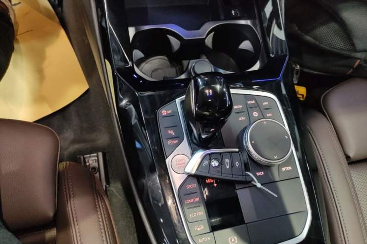 Used BMW X3 2022 xDrive25i M Sport Package Gear Lever