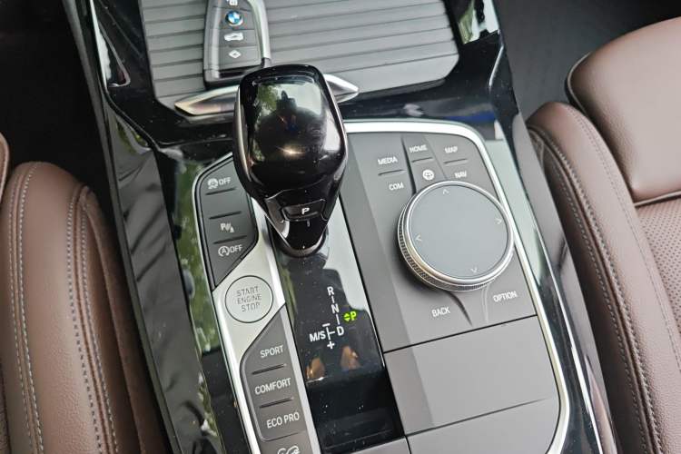 Used BMW X3 2022 xDrive30i Luxury Model M Night Sky Package Gear Lever