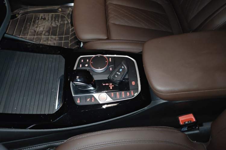 Used BMW X3 2022 xDrive25i M Sport Package Gear Lever