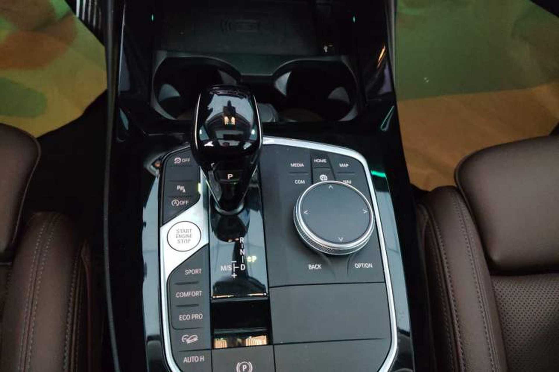 Used BMW X3 2022 xDrive30i Luxury Model M Night Sky Package Gear Lever