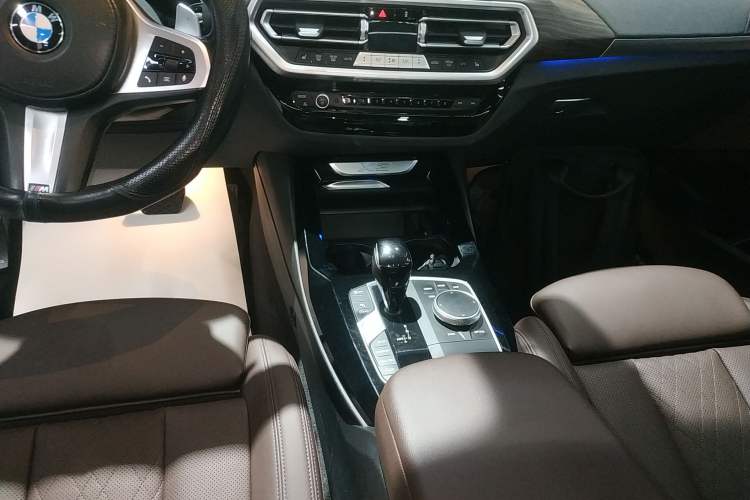 Used BMW X3 2022 xDrive30i Luxury Model M Night Sky Package Gear Lever