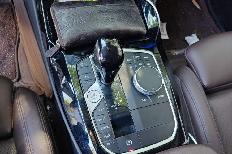 Used BMW X3 2022 xDrive25i M Sport Package Gear Lever