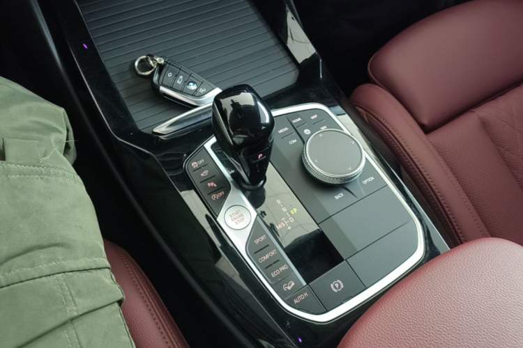 Used BMW X3 2022 Second Facelift xDrive30i Leading Edition M Night Sky Package Gear Lever