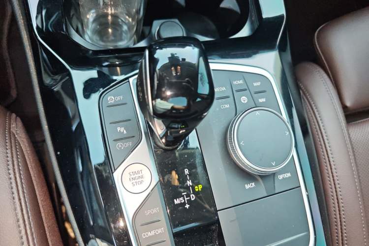 Used BMW X3 2022 xDrive25i M Sport Package Gear Lever