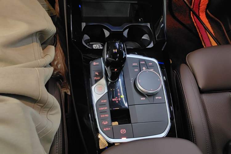 Used BMW X3 2022 xDrive25i M Sport Package Gear Lever