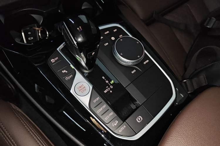 Used BMW X3 2022 xDrive30i Luxury Model M Night Sky Package Gear Lever
