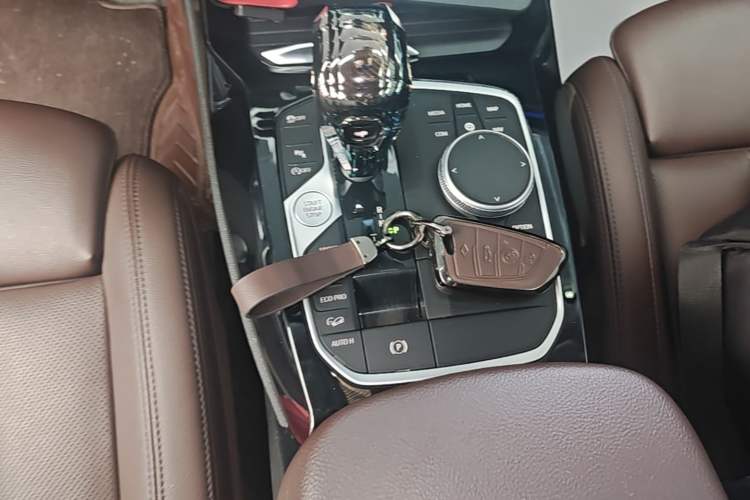 Used BMW X3 2022 xDrive25i M Sport Package Gear Lever