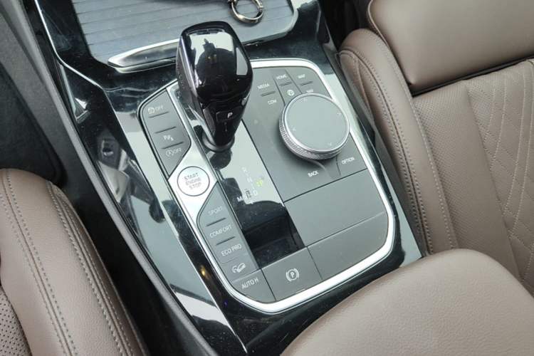 Used BMW X3 2022 xDrive25i M Sport Package Gear Lever