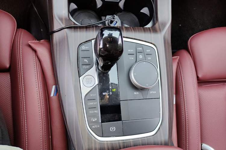 Used BMW X3 2022 xDrive30i Luxury Model M Night Sky Package Gear Lever