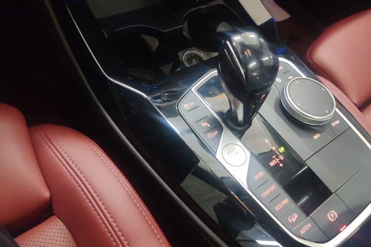 Used BMW X3 2022 xDrive25i M Sport Package Gear Lever