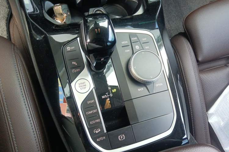 Used BMW X3 2022 xDrive30i Luxury Model M Night Sky Package Gear Lever