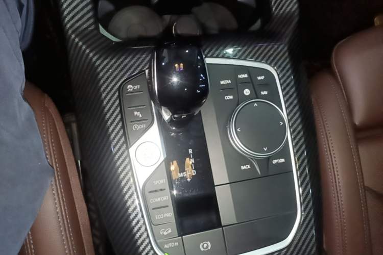 Used BMW X3 2022 Restyled xDrive30i Luxury Edition M Night Sky Package Gear Lever