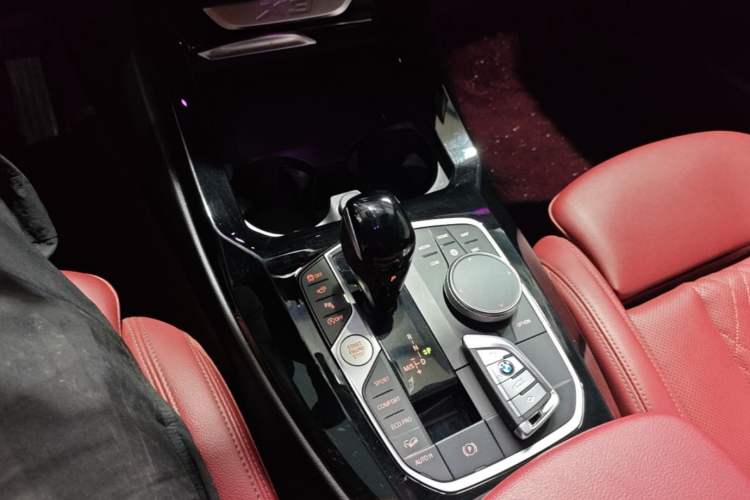 Used BMW X3 2022 Second Facelift xDrive30i Luxury Edition M Night Sky Package Gear Lever