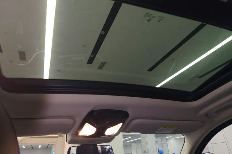 Used BMW X3 2022 xDrive30i Luxury Model M Night Sky Package Headliner