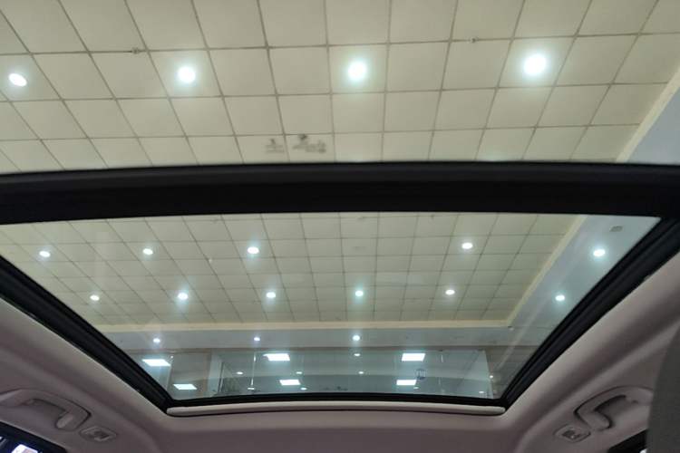 Used BMW X3 2022 xDrive30i Luxury Model M Night Sky Package Headliner