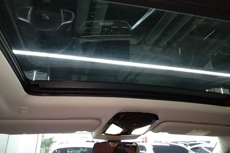 Used BMW X3 2022 Second Facelift xDrive30i Leading Edition M Night Sky Package Headliner