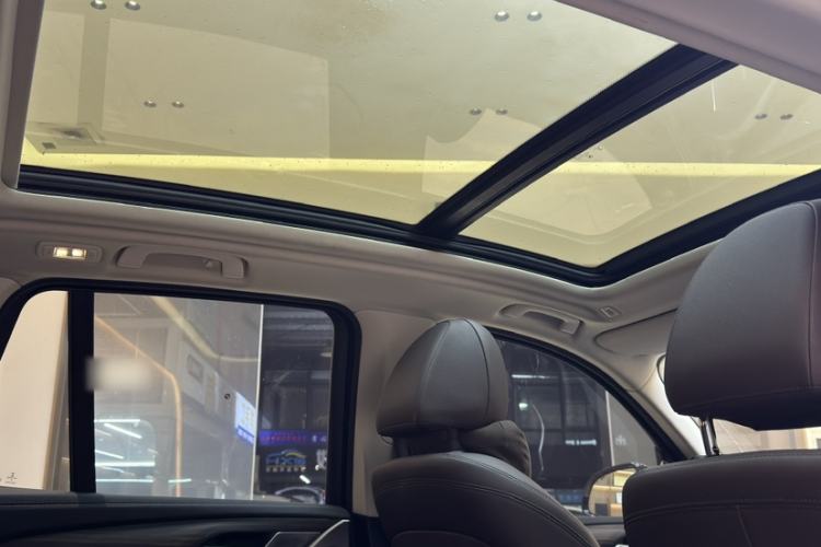 Used BMW X3 2022 xDrive30i Luxury Model M Night Sky Package Headliner