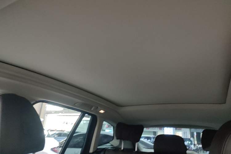 Used BMW X3 2022 Facelift xDrive30i Luxury Edition M Night Edition Package Headliner