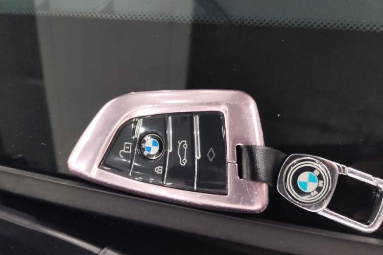 Used BMW X3 2022 Second Facelift xDrive30i Leading Edition M Night Sky Package Interior 1