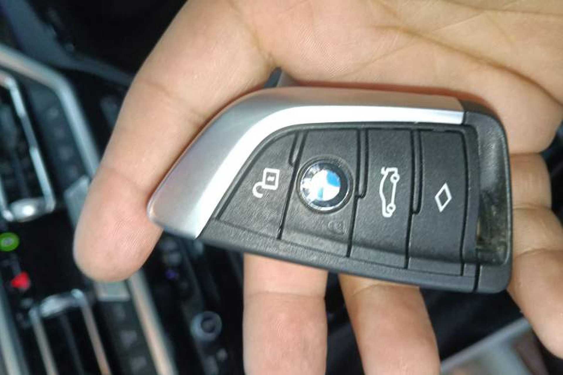 Used BMW X3 2022 xDrive30i Luxury Model M Night Sky Package Interior 1