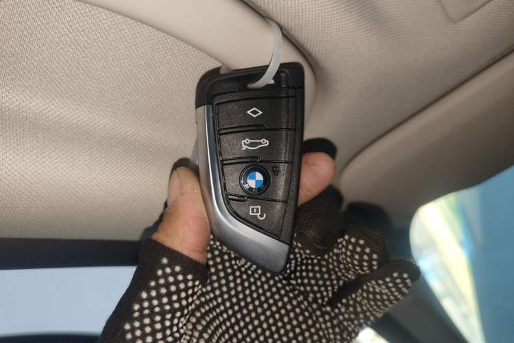 Used BMW X3 2022 xDrive25i M Sport Package Interior 1