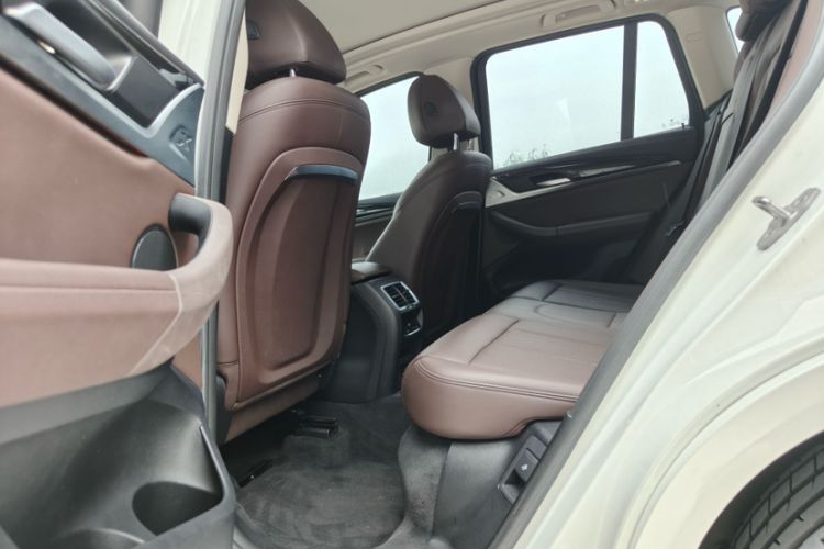 Used BMW X3 2022 xDrive25i M Sport Package Interior 1